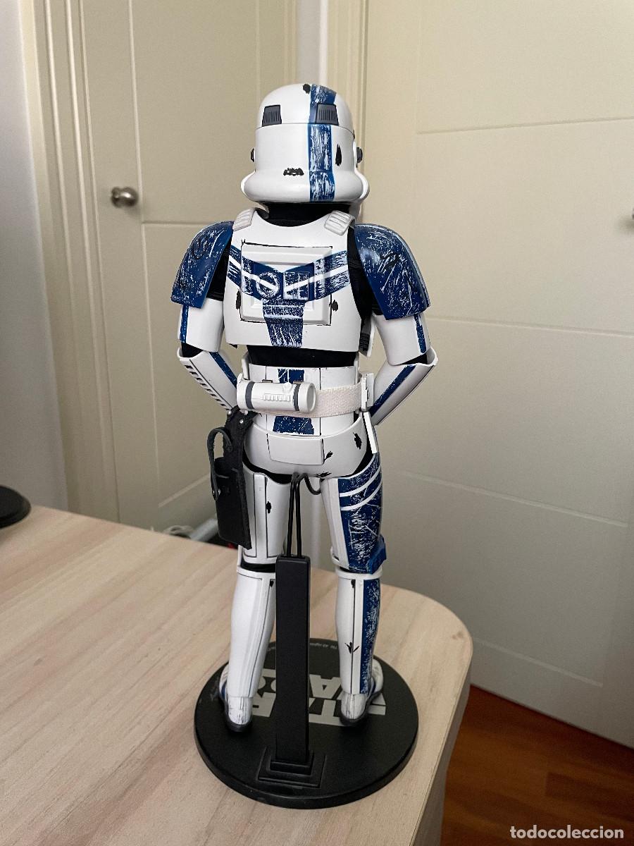 Figuras y mu&ntilde;ecos Star Wars: Star Wars. Sideshow. STORMTROOPER COMMANDER. En caja y completo. - Foto 5