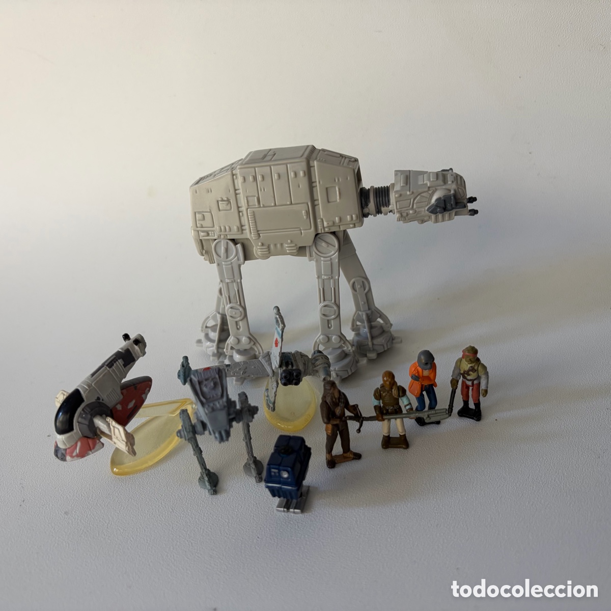 Figuras y mu&ntilde;ecos Star Wars: lote Star Wars Micro Machines Action Fleet AT-AT Galoob figuras 90