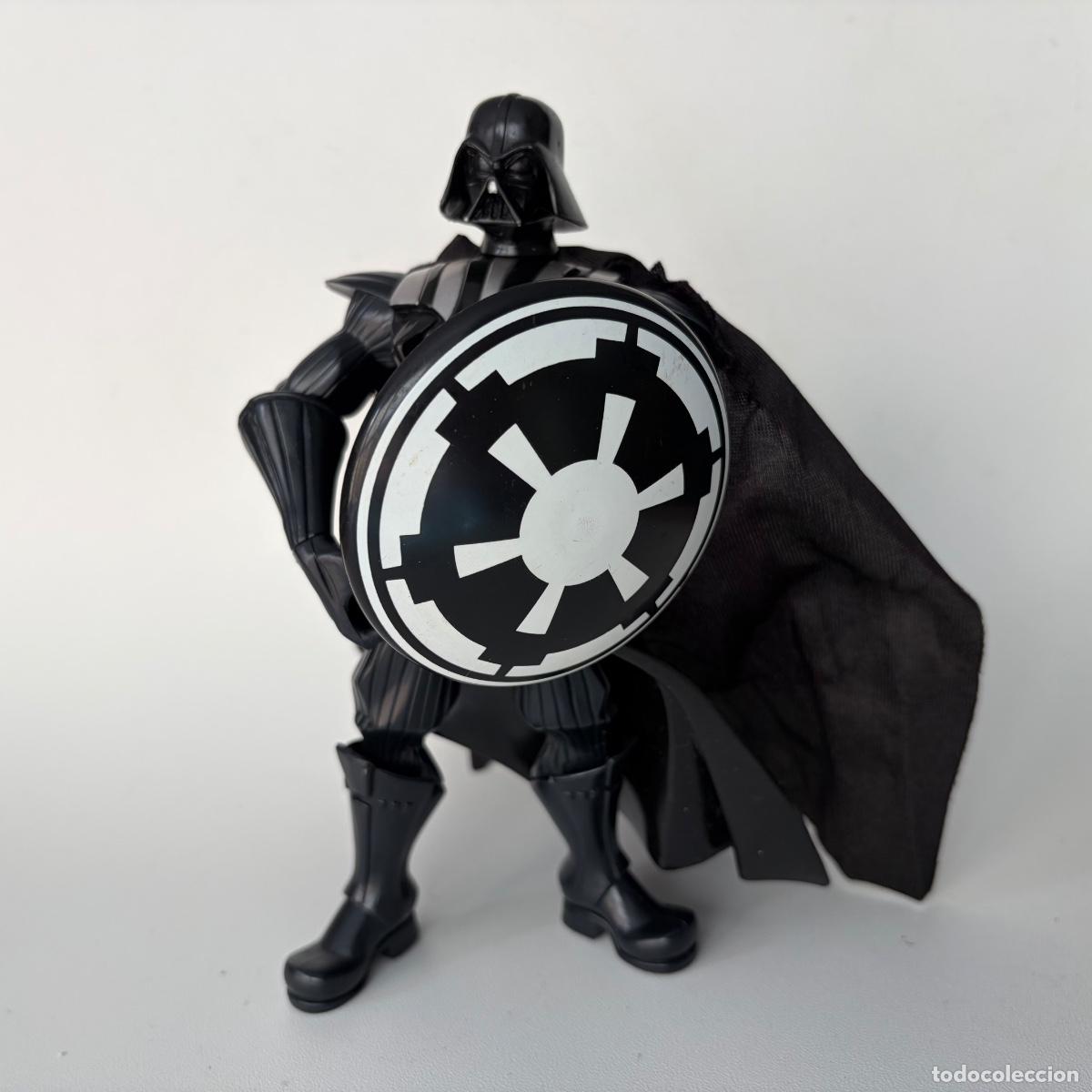 Figuras y mu&ntilde;ecos Star Wars: figura Darth Vader Force Battlers Hasbro 2005 Star Wars