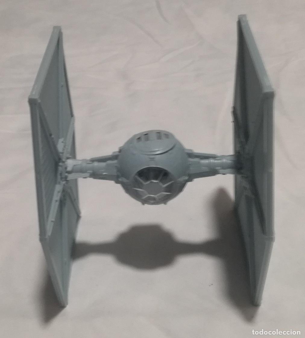 Figuras y mu&ntilde;ecos Star Wars: Nave Star Wars: Tie Fighter - 12 cm de alto, 10 cm de ancho