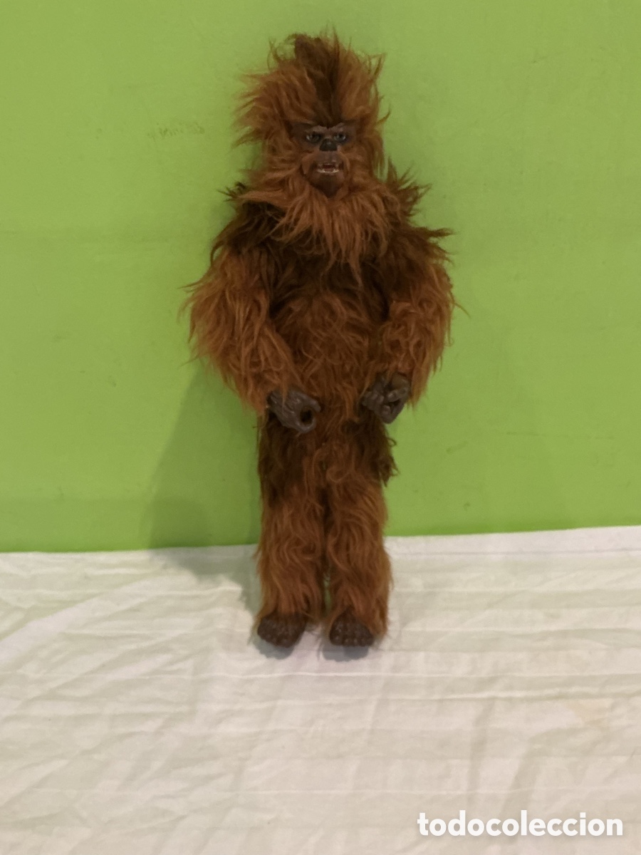 Figuras y mu&ntilde;ecos Star Wars: Figura Chewbacca Star Wars &ndash; Pelaje marr&oacute;n &ndash; 32 cm