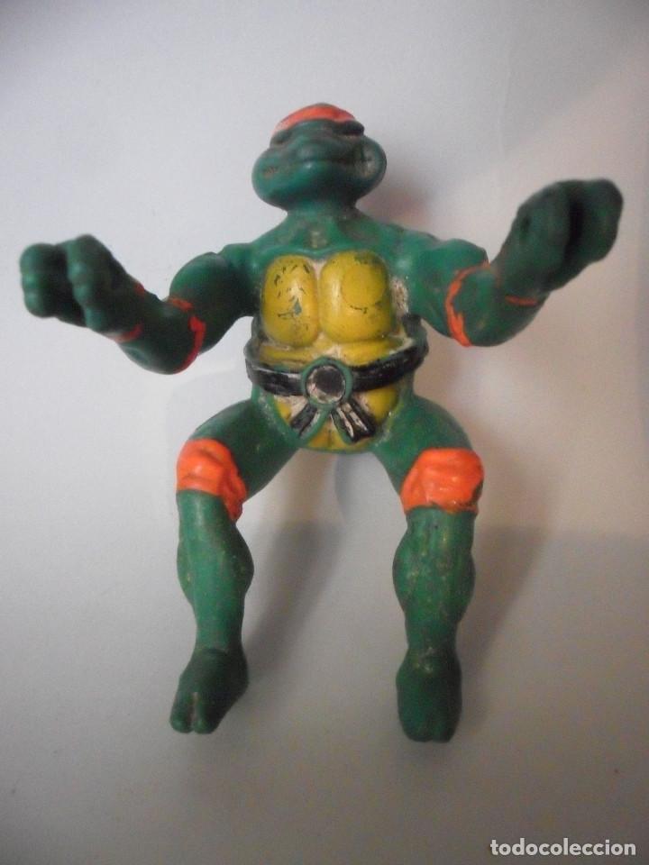 Figura De Acción Teenage Mutant Ninja Turtles Shredder - Edición Clásica De 5 Pulgadas Con Patineta - Incluye Casey Jones