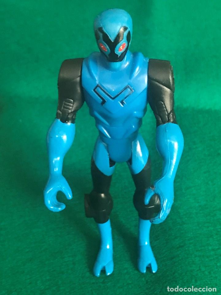S5- Figura Guerrro en Plastico Duro Articulado