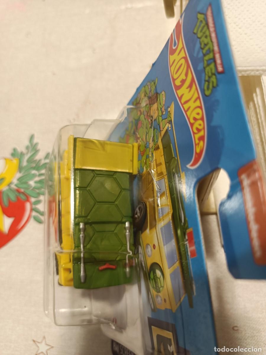 Figuras y mu&ntilde;ecos Tortugas Ninja: HOTWHELS TURTLES PARTY WAGON - Foto 3