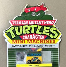 Figuras y Muñecos Tortugas Ninja: TURTLES MINI MACHINES MOTORISED PULL BACK POWER. Lote 396549789