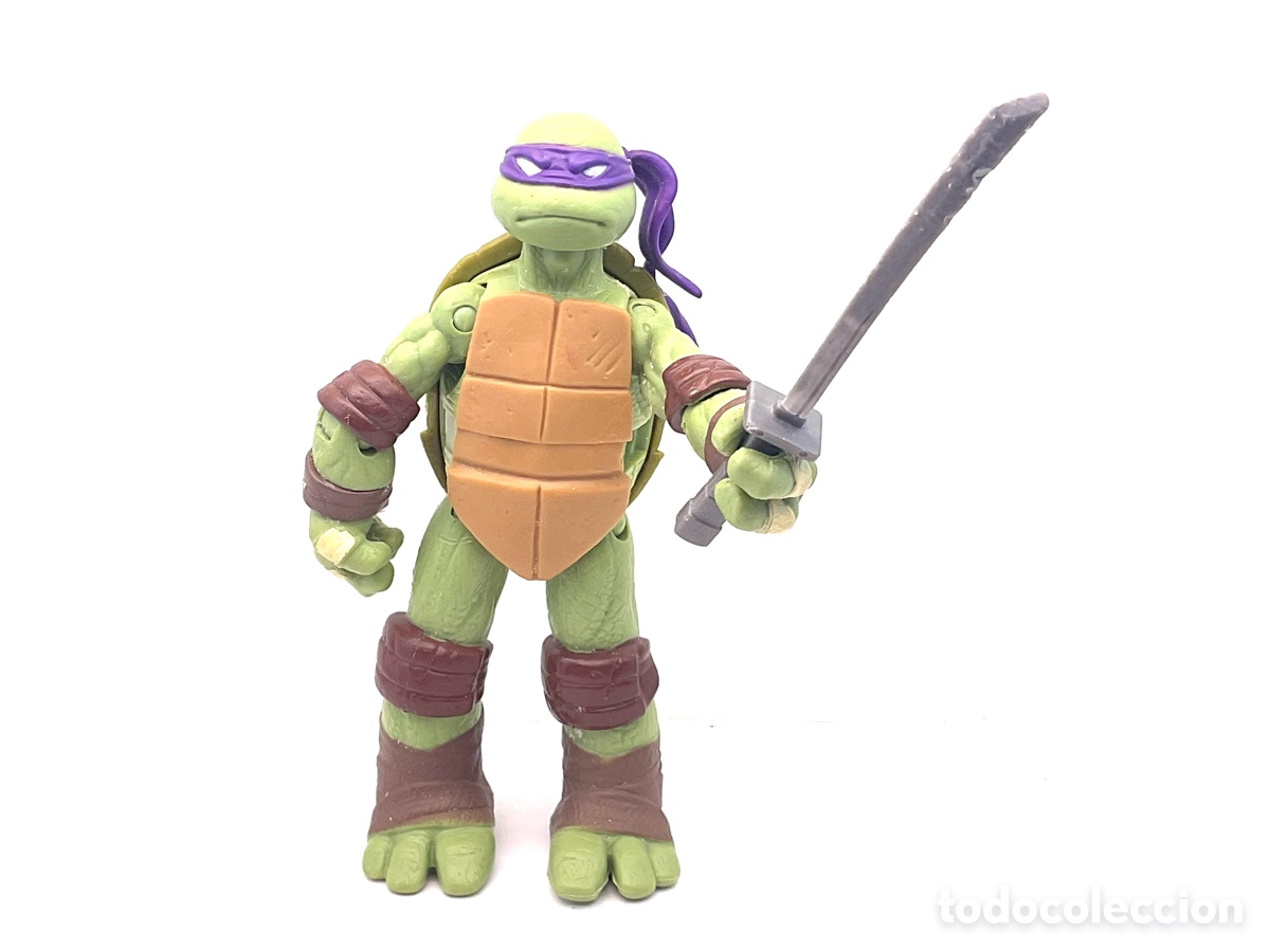 Figuras y Mu&ntilde;ecos Tortugas Ninja: Figura Articulada Personaje de las Tortugas Ninja. Donatello . A&ntilde;o 2012. Viacom.