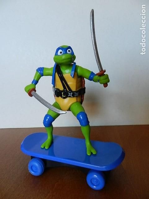 Figuras y Mu&ntilde;ecos Tortugas Ninja: Leonardo en patinete Teenage Mutant Ninja Turtles Mutant LEO Sewer Shredde Mayhem TMNT 2023 Funrise