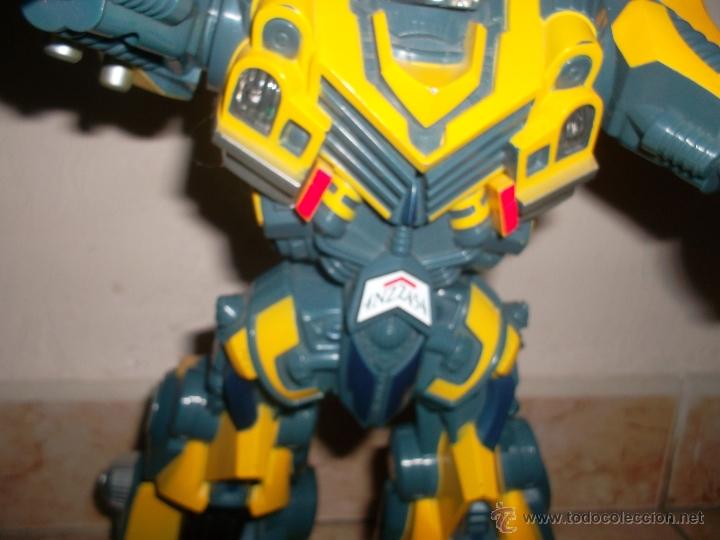 Figuras y mu&ntilde;ecos Transformers: tranformer hecho por hassbrro - Foto 2