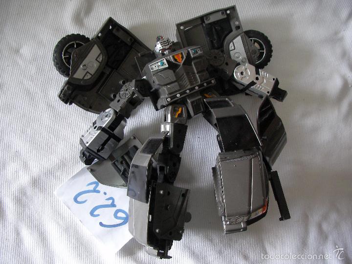 Figuras y mu&ntilde;ecos Transformers: TRANSFORMERS COCHE GRAN TAMA&Ntilde;O - Foto 1