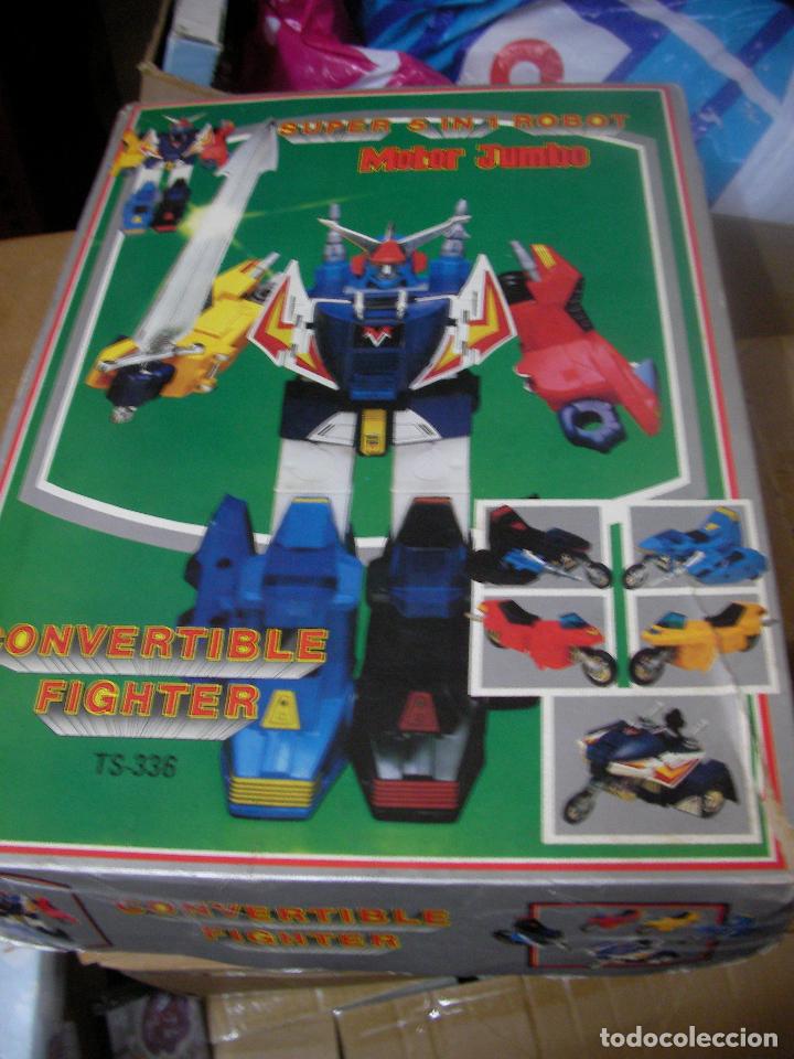 Figuras y mu&ntilde;ecos Transformers: ANTIGUO ROBOT TRANSFORMERS - Foto 1