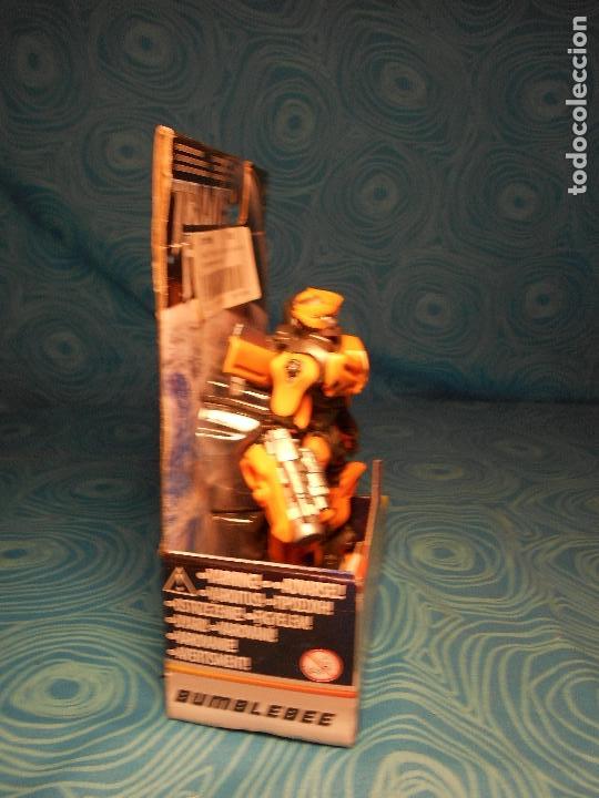 Figuras y mu&ntilde;ecos Transformers: ROBO FIGHTERS BUMBLEBEE, HASBRO 2011 A ESTRENAR !! - Foto 3