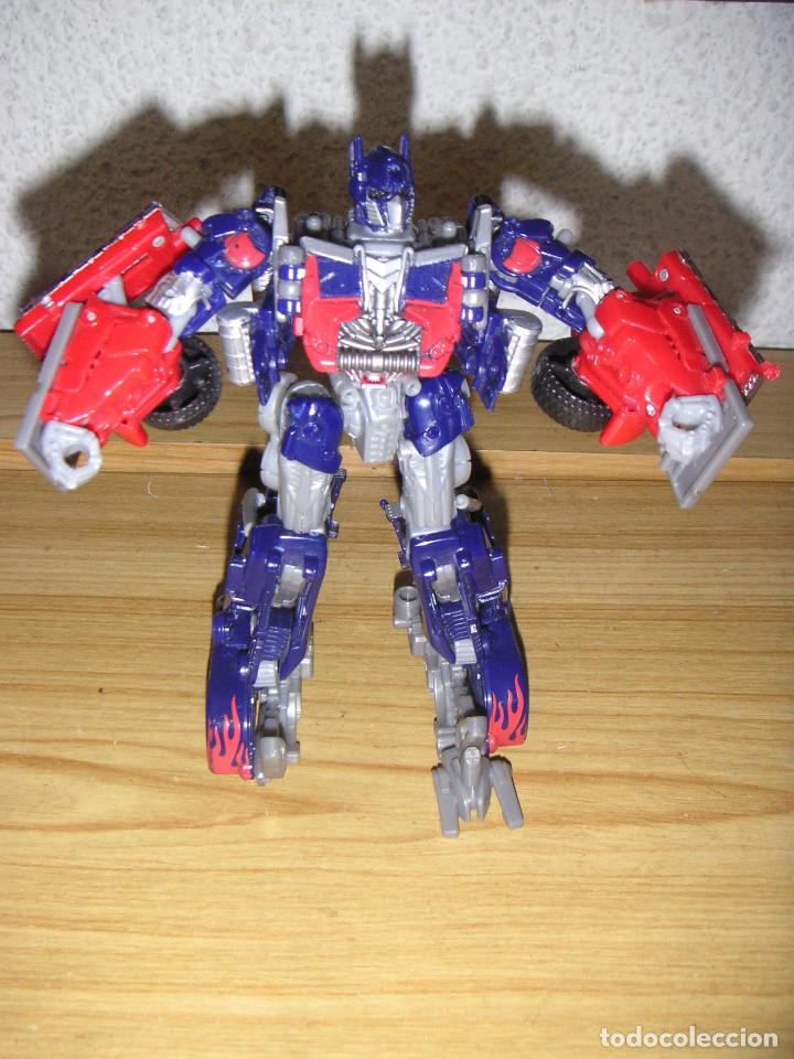 Figuras y mu&ntilde;ecos Transformers: Transformer Optimus Prime Voyager Class (Hasbro, 2011) Transformers DOTM - Foto 3