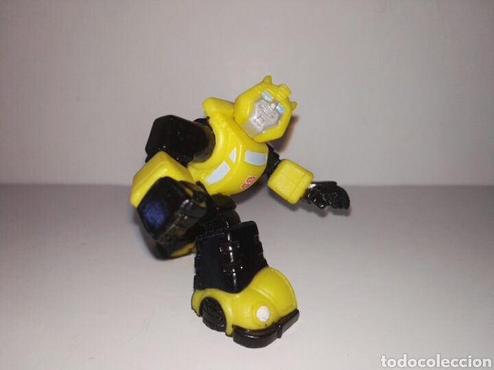Figuras y mu&ntilde;ecos Transformers: BUMBLEBEE PVC Transformers Hasbro 2006 - Foto 3