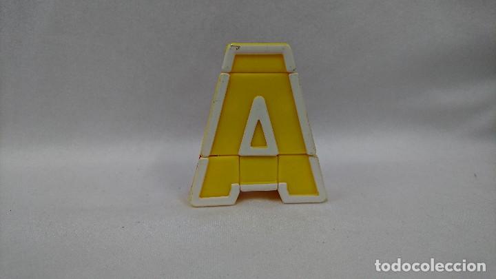 Figuras y mu&ntilde;ecos Transformers: LETRA ROBOT, ALPHABOTS - Foto 1