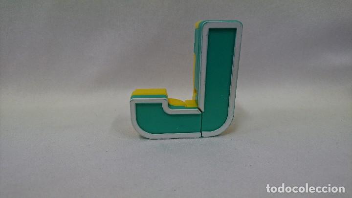 Figuras y mu&ntilde;ecos Transformers: LETRA ROBOT, ALPHABOTS - Foto 1