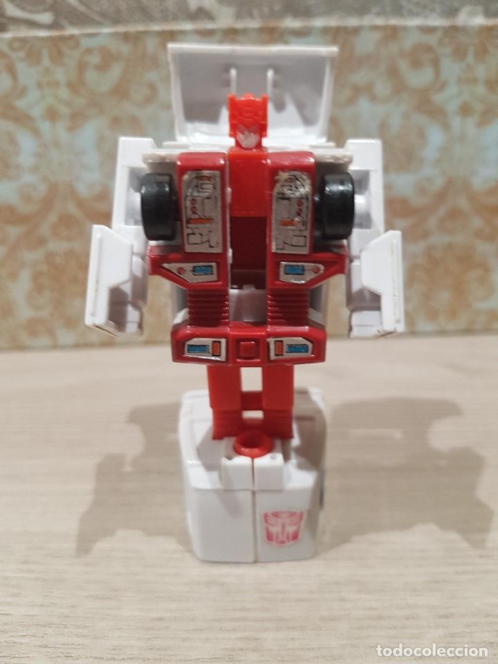 Figuras y mu&ntilde;ecos Transformers: ROBOT TRANSFORMERS TRANSFORMER AMBULANCIA HASBRO 1986 - Foto 3
