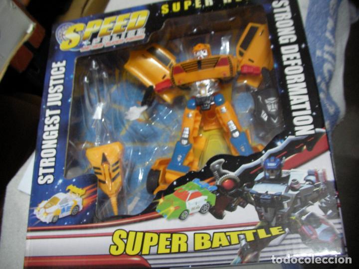 Figuras y mu&ntilde;ecos Transformers: TRANSFORMERS EN SU CAJA NUEVO SIN USAR - Foto 2