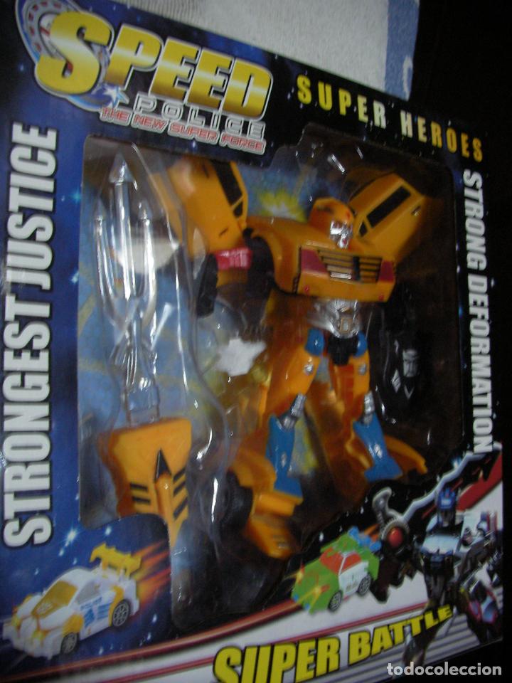 Figuras y mu&ntilde;ecos Transformers: TRANSFORMERS EN SU CAJA NUEVO SIN USAR - Foto 3