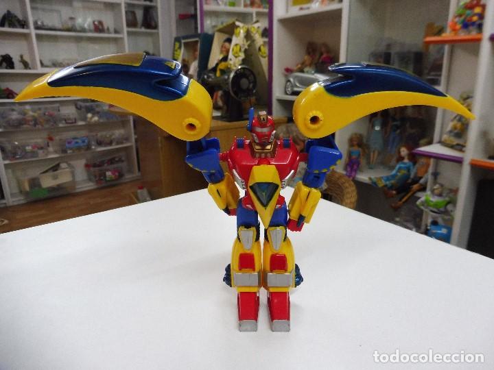 Figuras y mu&ntilde;ecos Transformers: Antiguo transformers pl&aacute;stico - Foto 1