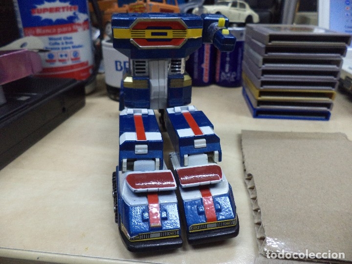 Figuras y mu&ntilde;ecos Transformers: Transformers de Bandai - 1984.Incompleto. - Foto 2