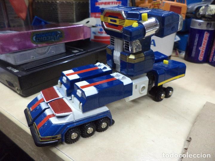Figuras y mu&ntilde;ecos Transformers: Transformers de Bandai - 1984.Incompleto. - Foto 1