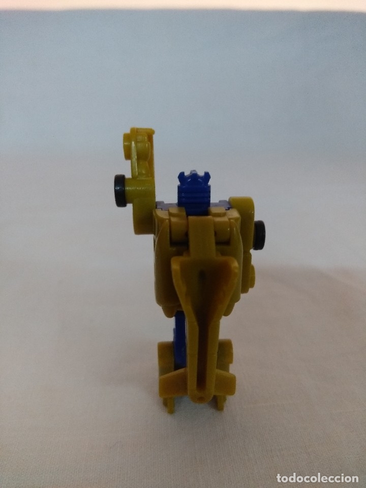 Figuras y mu&ntilde;ecos Transformers: VEHICULO TRANSFORMERS DE HASBRO. - Foto 2