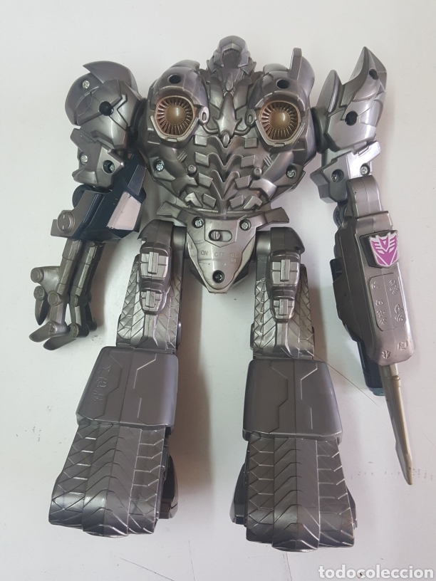 Figuras y mu&ntilde;ecos Transformers: Megatron transformers hasbro 2009 con luz y sonido funcionando - Foto 2