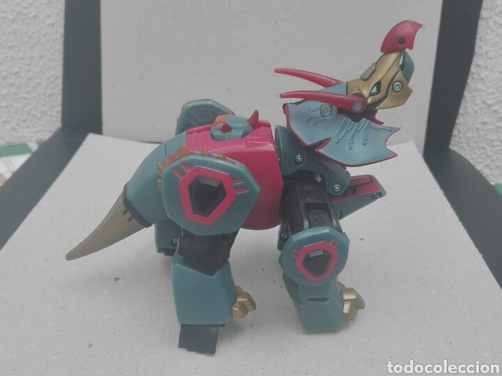 Figuras y mu&ntilde;ecos Transformers: -ROBOT HUMANOIDE TRANSFORMABLE EN ANIMAL ROBOT- TOMI HASBRO 2007 - Foto 2