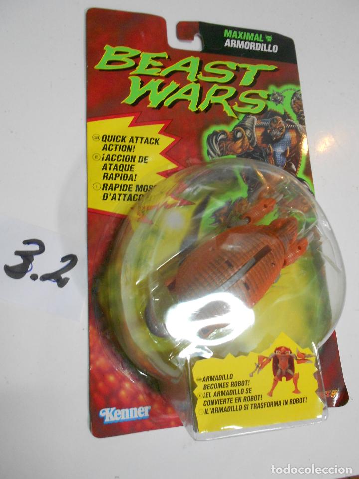 Figuras y mu&ntilde;ecos Transformers: BLISTER NUEVO TRANSFORMERS BEAST WARS ARMADILLO SE TRANSFORMA EN ROBOT - C-3.2 - Foto 2
