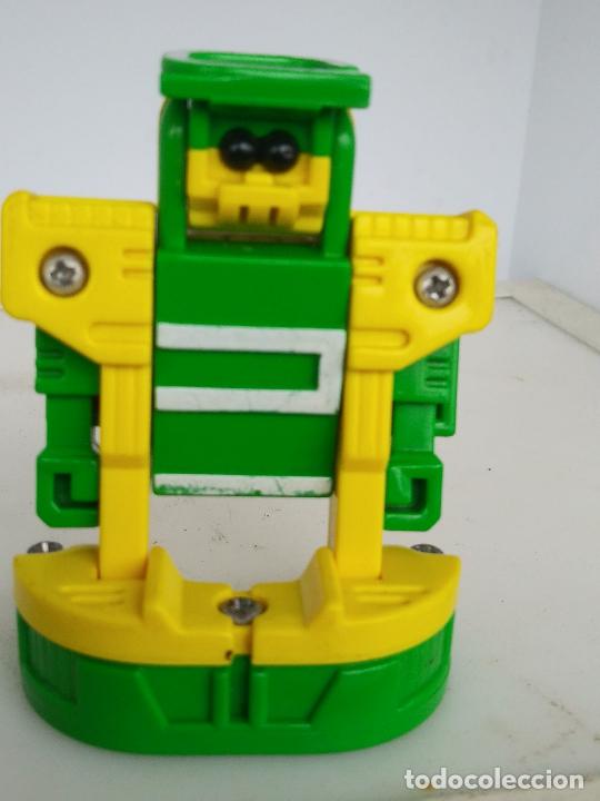 Figuras y mu&ntilde;ecos Transformers: Numerobots n&uacute;mero 5 robot transformable - Foto 2