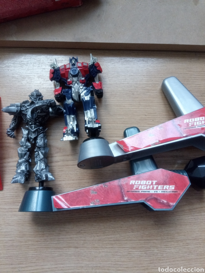 Figuras y mu&ntilde;ecos Transformers: Juguete de tranformer - Foto 3