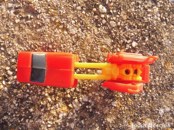 Figuras y mu&ntilde;ecos Transformers: Transformers mini micro cami&oacute;n rojo sin marca bootleg pl&aacute;stico kiosko - Foto 8