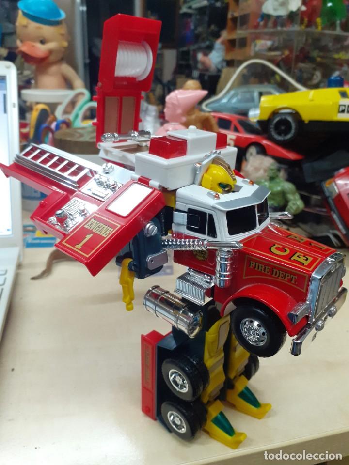 Figuras y mu&ntilde;ecos Transformers: Transformer cami&oacute;n de bomberos KENWORTH. - Foto 10