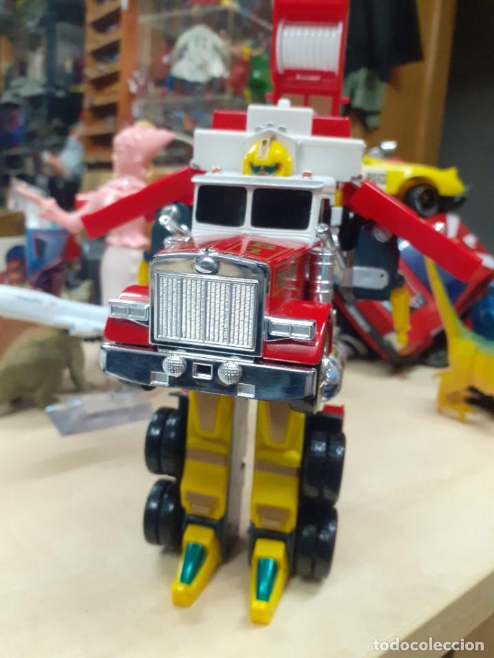 Figuras y mu&ntilde;ecos Transformers: Transformer cami&oacute;n de bomberos KENWORTH. - Foto 12