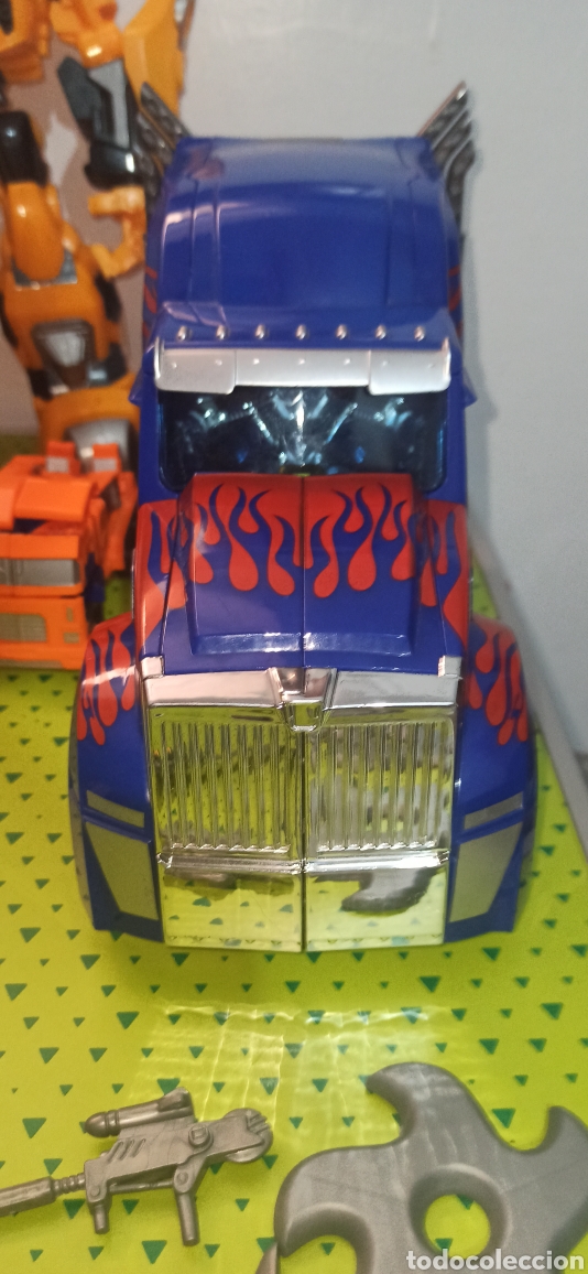 Figuras y mu&ntilde;ecos Transformers: CAMIONES Y HELIC&Oacute;PTERO ROBOT OBTIMUS PRAY - Foto 3