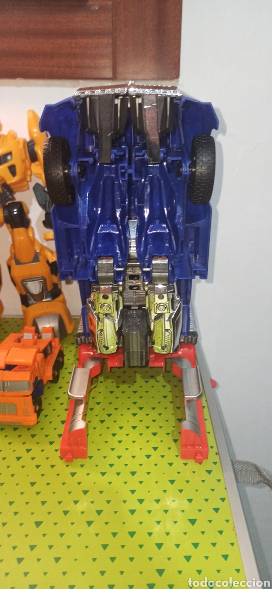 Figuras y mu&ntilde;ecos Transformers: CAMIONES Y HELIC&Oacute;PTERO ROBOT OBTIMUS PRAY - Foto 4
