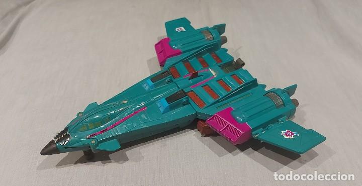 Figuras y mu&ntilde;ecos Transformers: TRANSFORMERS SKYWAKE HASBRO 1992 ROBOT TRANSFORMABLE EN AVION - Foto 2