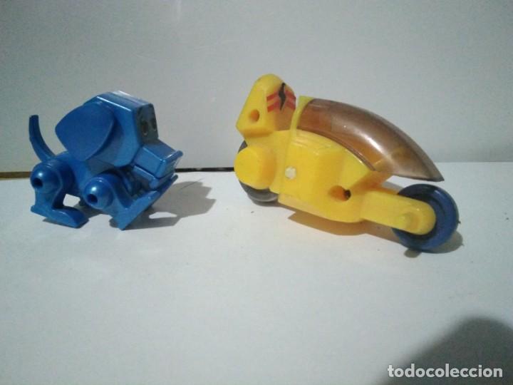 Figuras y mu&ntilde;ecos Transformers: lote juguetes de piezas y transformers - Foto 8