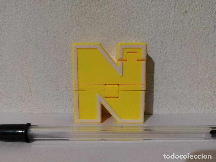 Figuras y mu&ntilde;ecos Transformers: LETRABOT - LETRA N AMARILLO - LETRABOTS - ROBOT - Foto 1