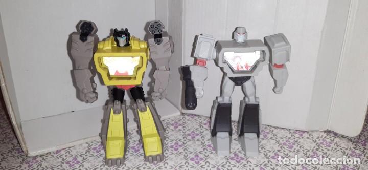 Figuras y mu&ntilde;ecos Transformers: MCDONALDS. TRANSFORMERS: BUMBLEBEE + MEGATRON. HAPPY MEAL 2018 - Foto 1