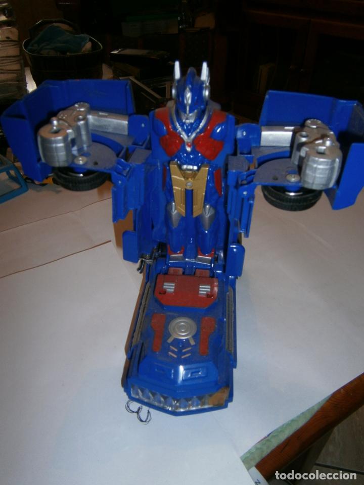Figuras y mu&ntilde;ecos Transformers: ANTIGUO TRANSFORMER CAMION ELECTRONICO - Foto 2