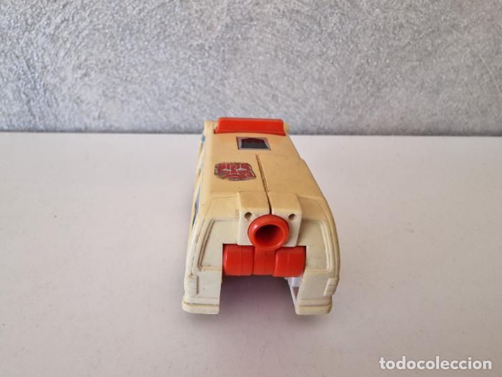 Figuras y mu&ntilde;ecos Transformers: AMBULANCIA TRANSFORMERS G1 - Foto 3