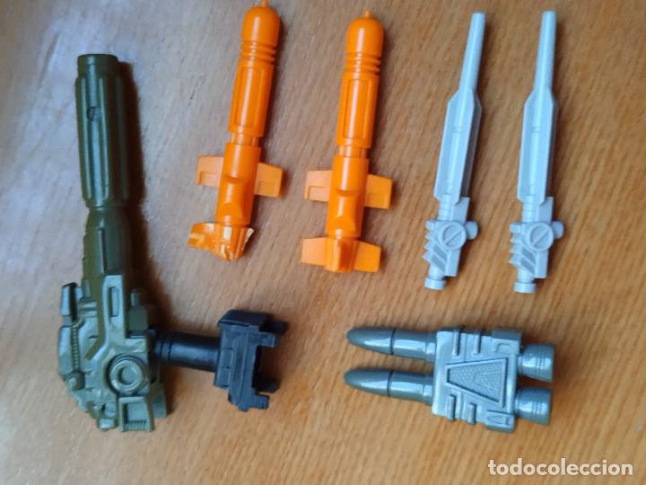 Figuras y mu&ntilde;ecos Transformers: TRANSFORMERS - ACCESORIOS SUELTOS PIEZAS ARMAS G1 - Foto 2