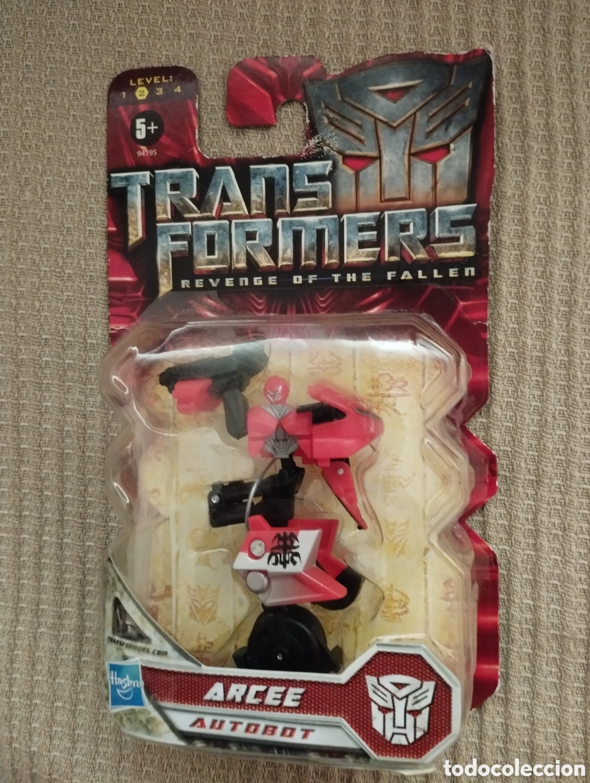 Figuras y mu&ntilde;ecos Transformers: TRANSFORMERS ARCEE SUTOBOT HASBRO - Foto 1