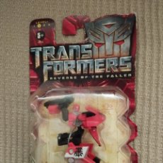 Figuras y Muñecos Transformers: TRANSFORMERS ARCEE SUTOBOT HASBRO. Lote 385817214