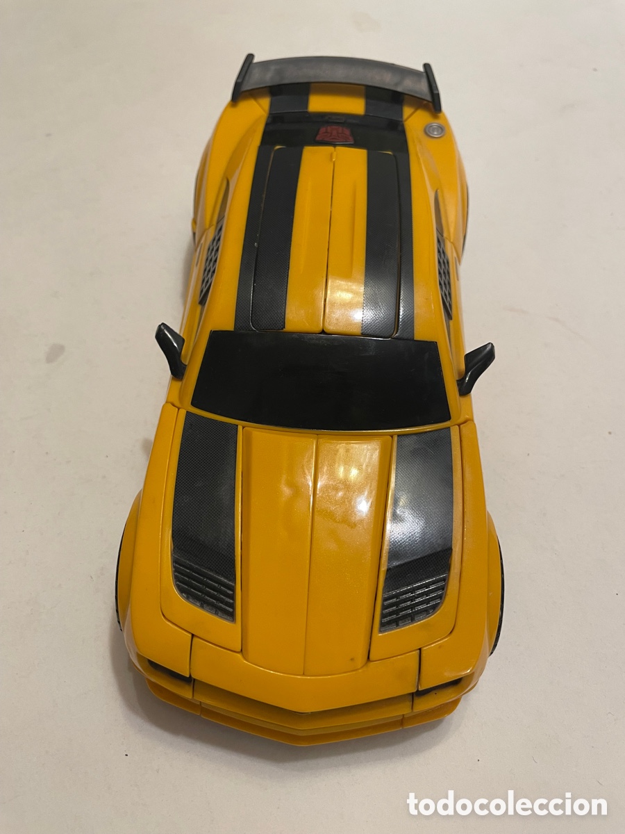 Figuras y mu&ntilde;ecos Transformers: MAGNIFICO COCHE TRANSFORMERS BUMBLEBEE - Foto 2