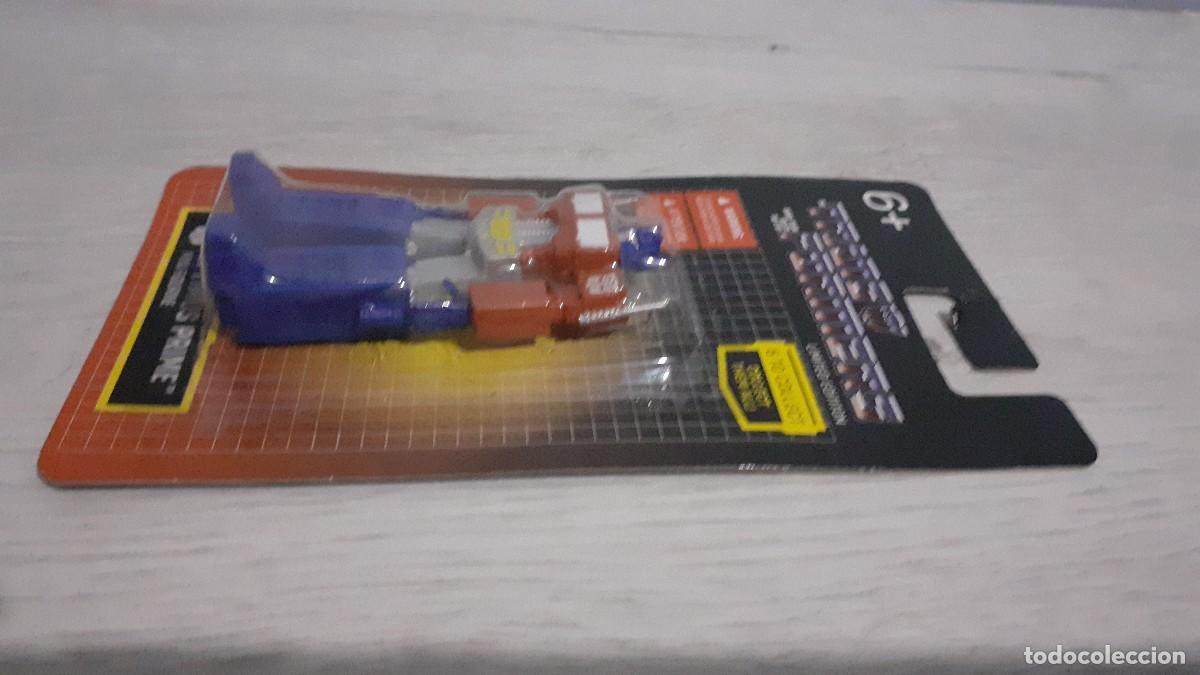 Figuras y mu&ntilde;ecos Transformers: Blister Transformers Optimus prime. - Foto 7