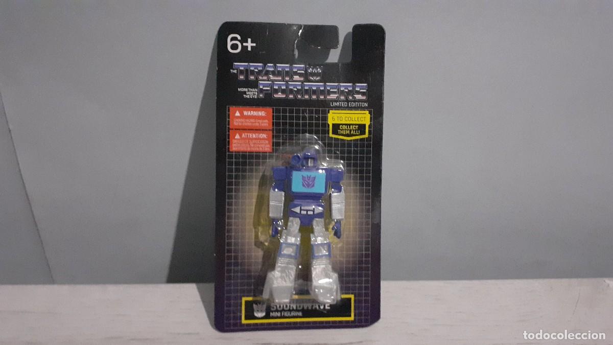 Figuras y mu&ntilde;ecos Transformers: Blister Transformers Soundwave. - Foto 1