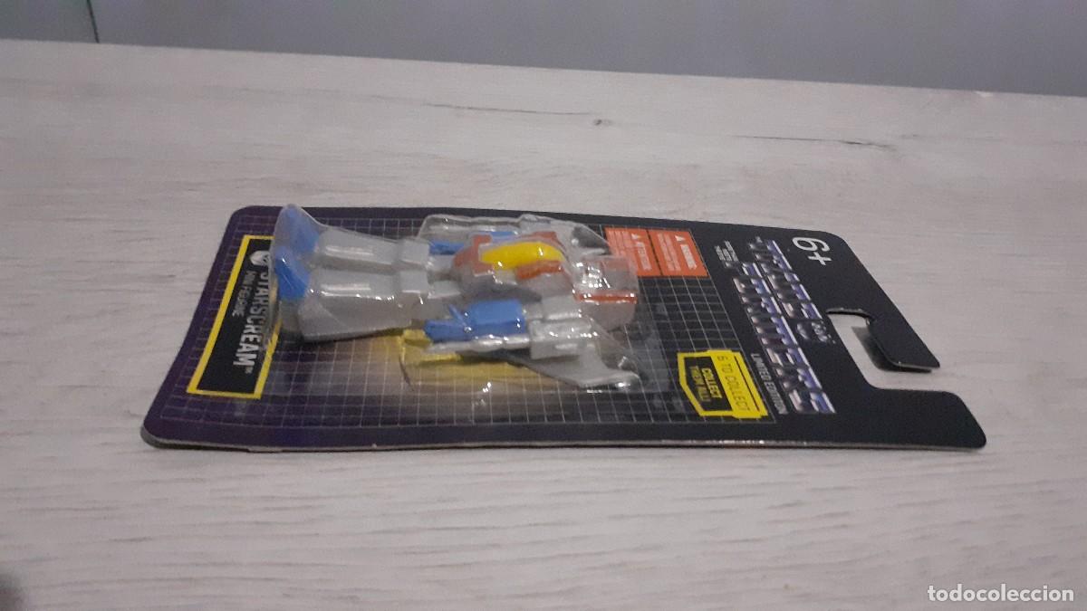 Figuras y mu&ntilde;ecos Transformers: Blister Transformers Starscream. - Foto 6