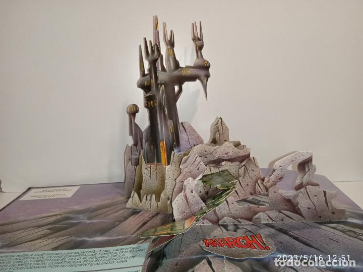 Figuras y mu&ntilde;ecos Transformers: Libro comic trans formers transformers tridimensional pop up vic duppa whyte maeva norma - Foto 5